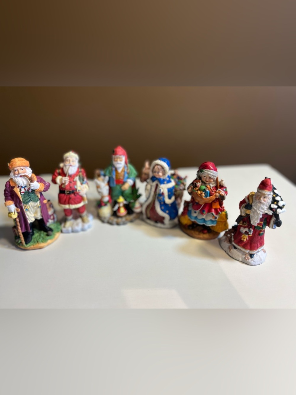 Santa’s Around The Worldcollection-by International Resources